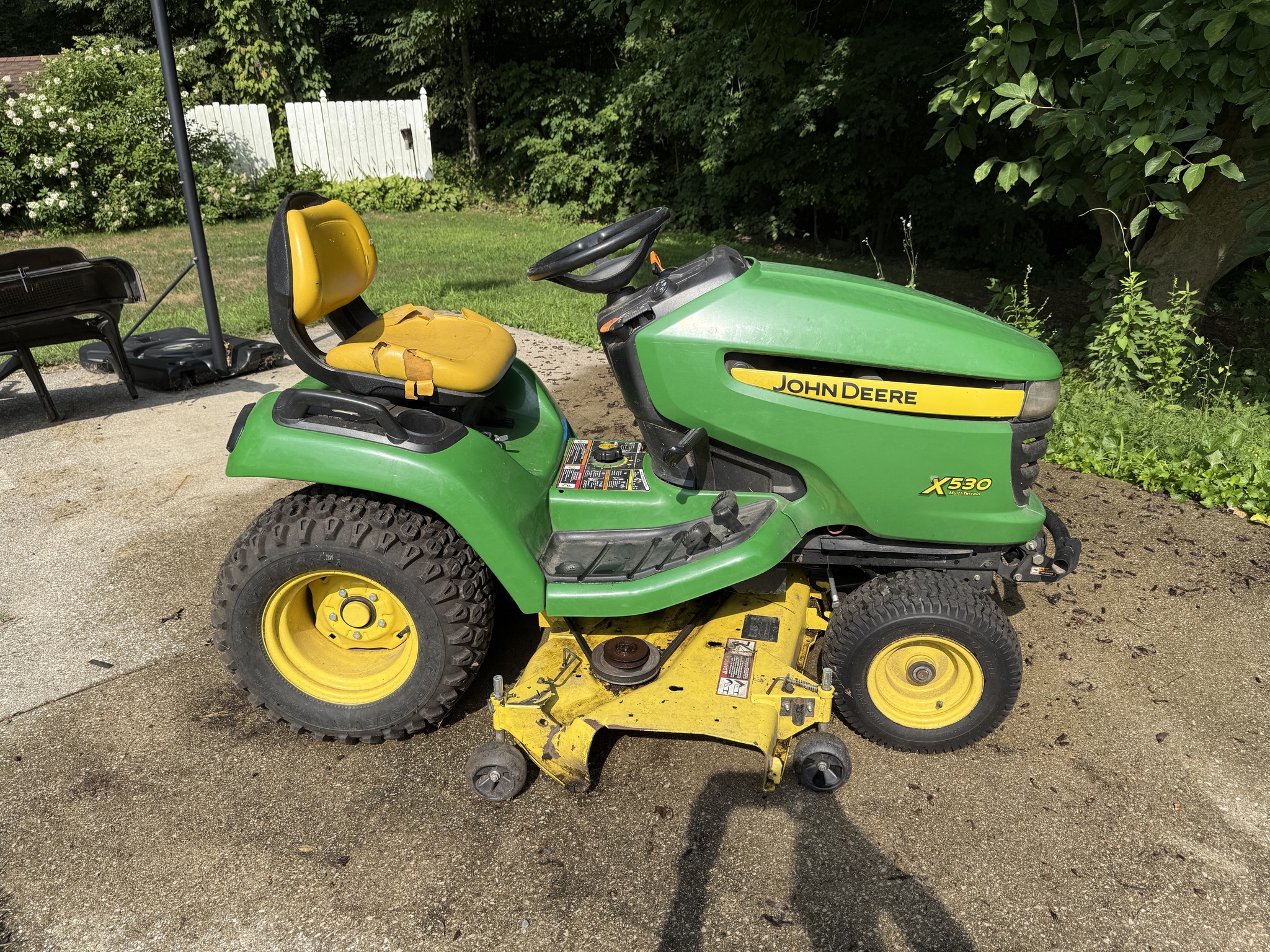 2012 John Deere X530 Image 2
