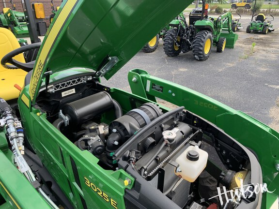 Photo of 2024 John Deere 3025E
