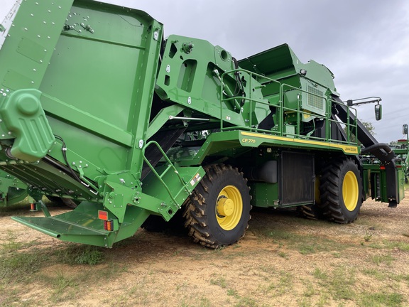 2022 John Deere CP770 Photo 4