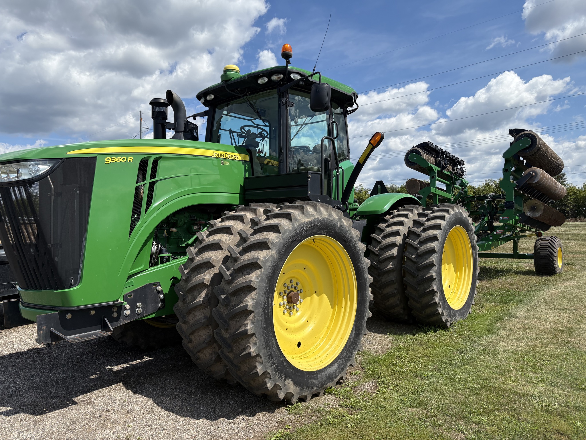 2014 John Deere 9360R Image 5