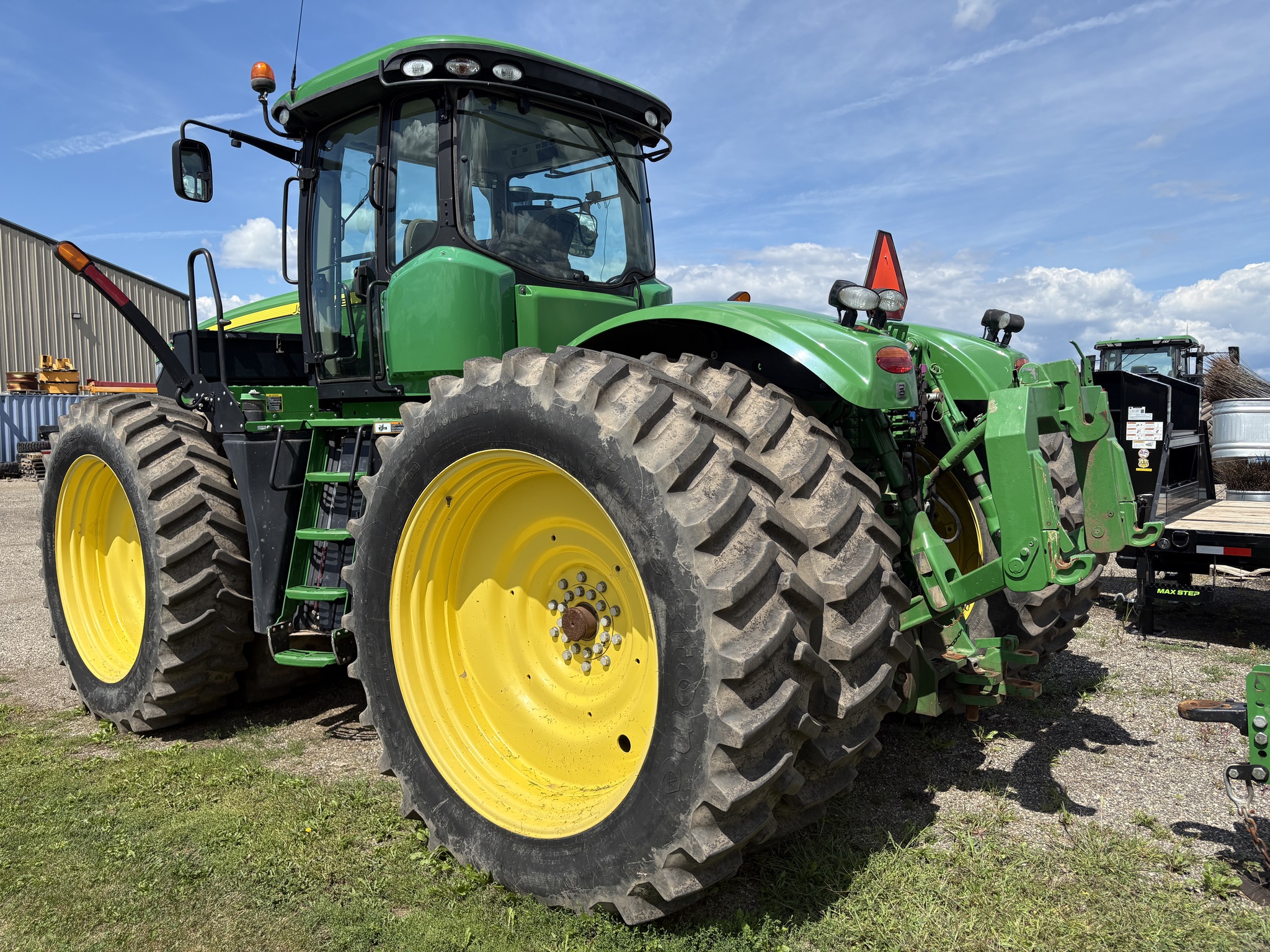 2014 John Deere 9360R Image 2