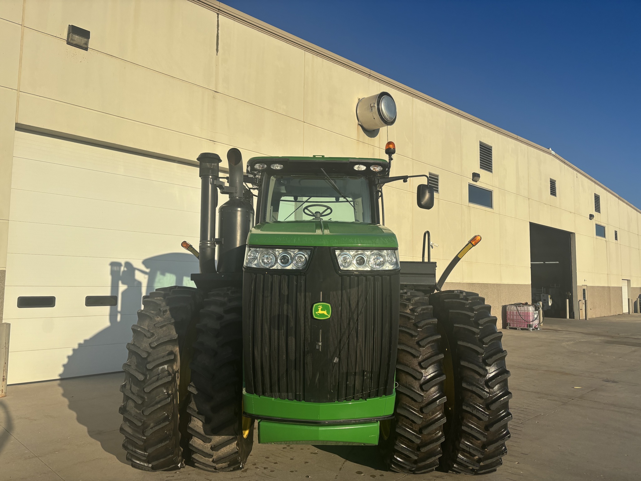 2014 John Deere 9360R Image 2