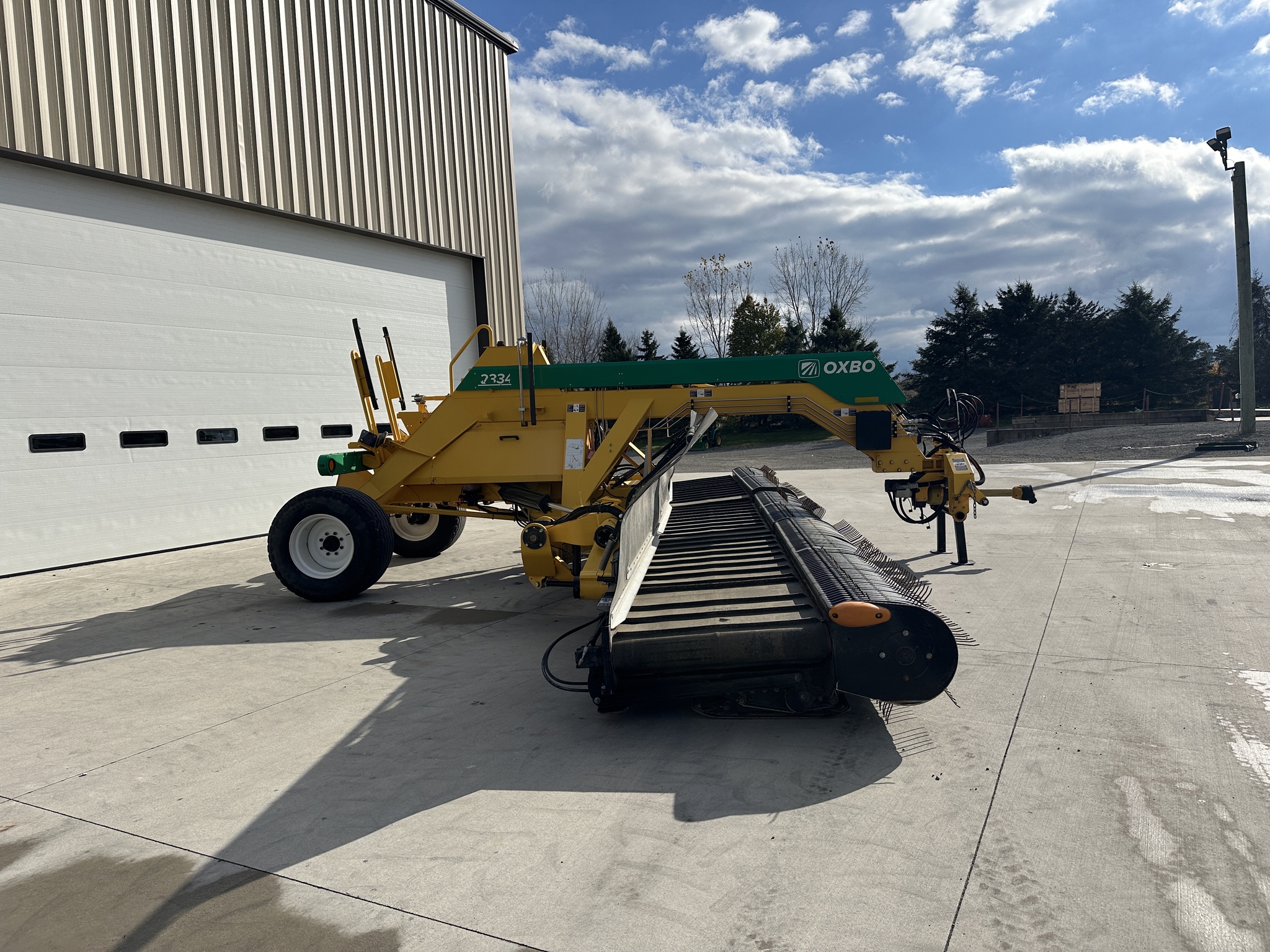 2020 Oxbo 2334 Image 2
