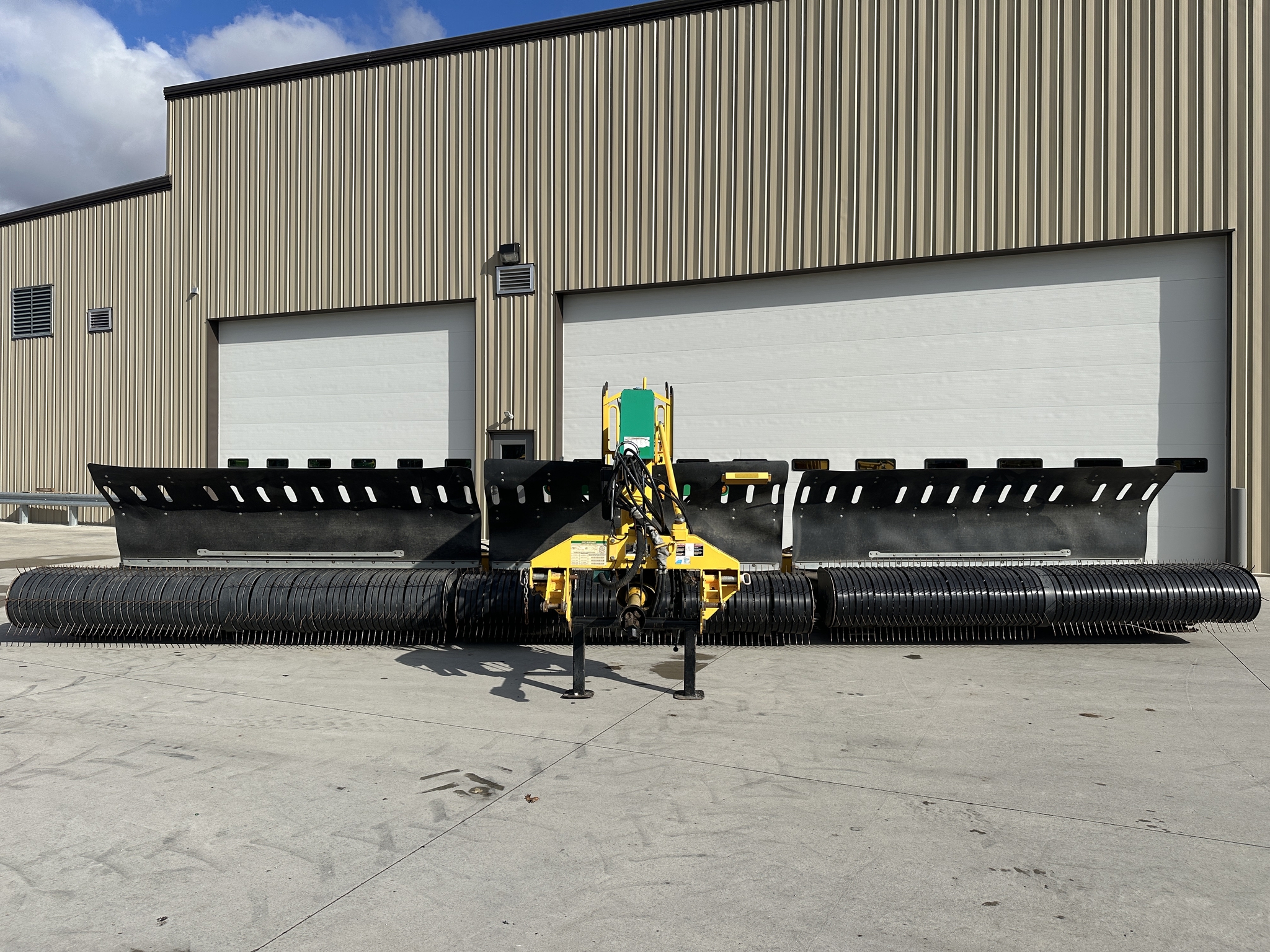 2020 Oxbo 2334 Image 5