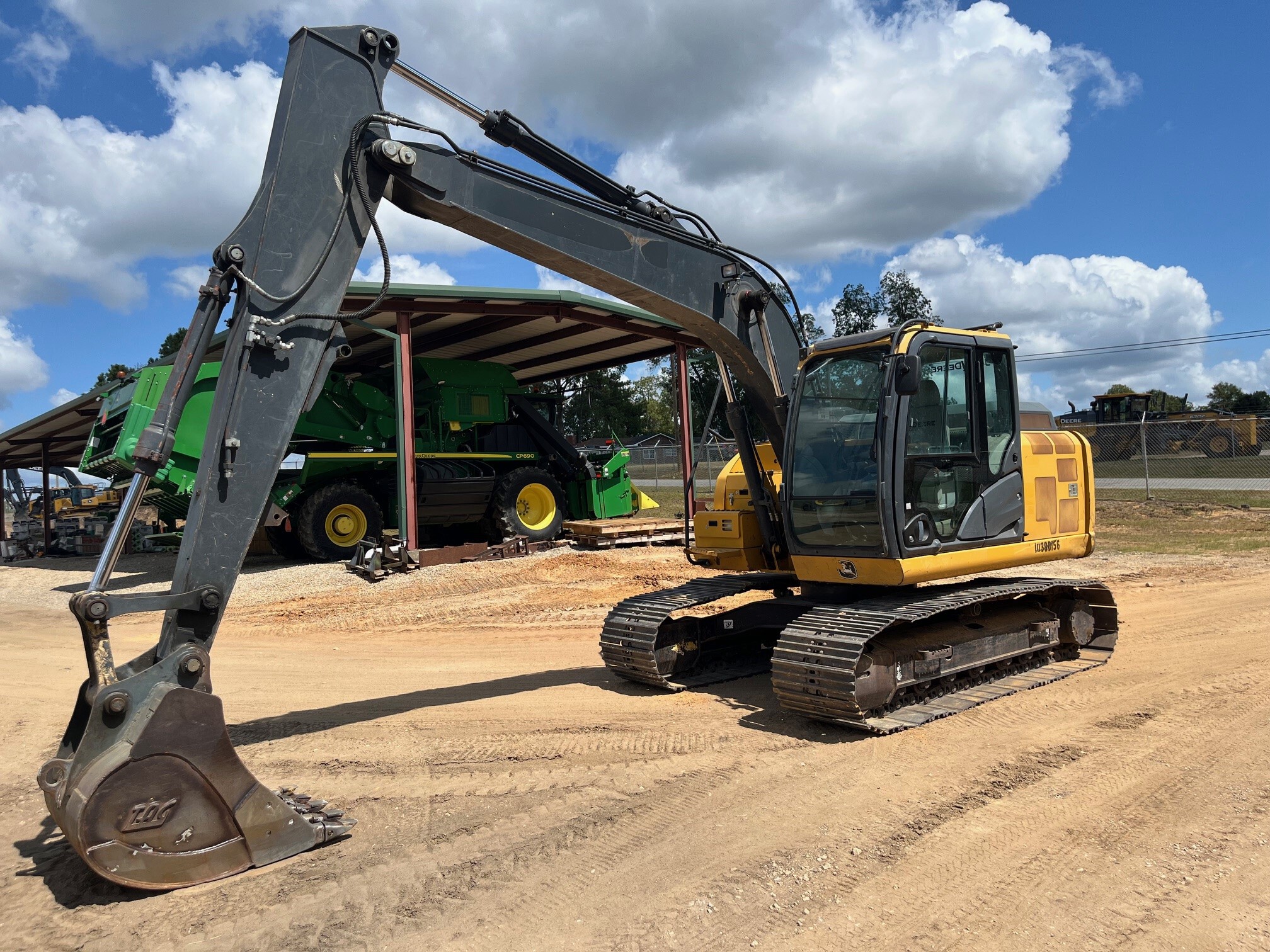 2020 John Deere 130G Image 1
