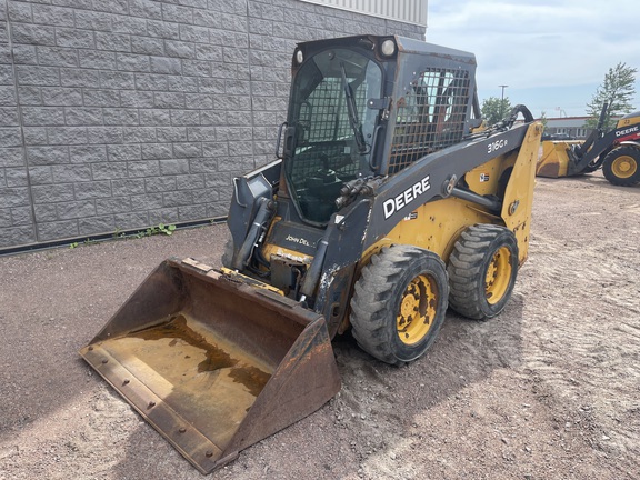 Photo of a 2017 John Deere 316GR