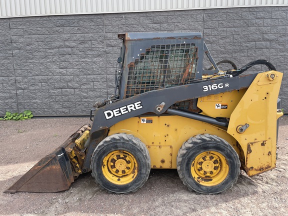 2017 John Deere 316GR