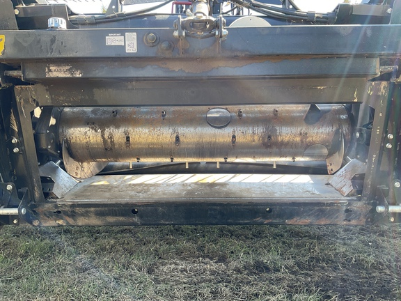 Used 2019 MacDon FD135 Combine Platforms at Horizon Ag & Turf in Westlock, AB - Photo9
