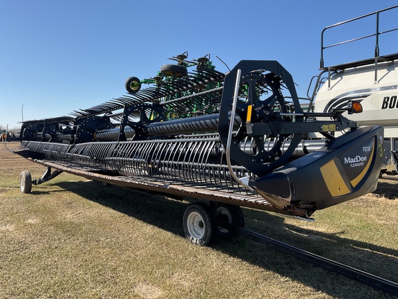 Used 2019 MacDon FD135 Combine Platforms at Horizon Ag & Turf in Westlock, AB - Photo2
