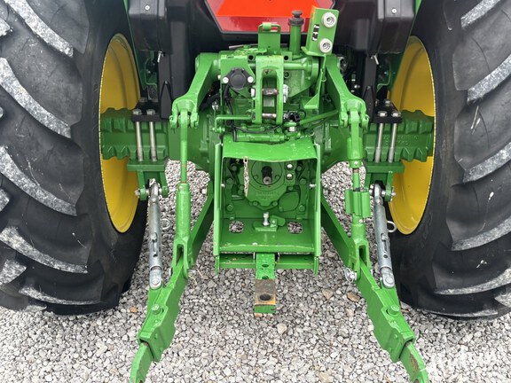 Photo of 2022 John Deere 5075E