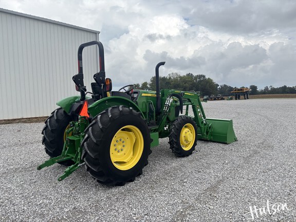 Photo of 2022 John Deere 5075E