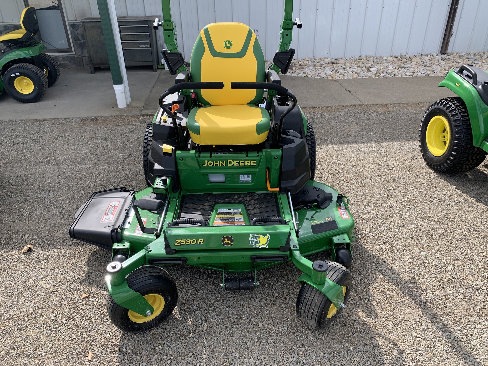 2025 John Deere Z530R Image 1