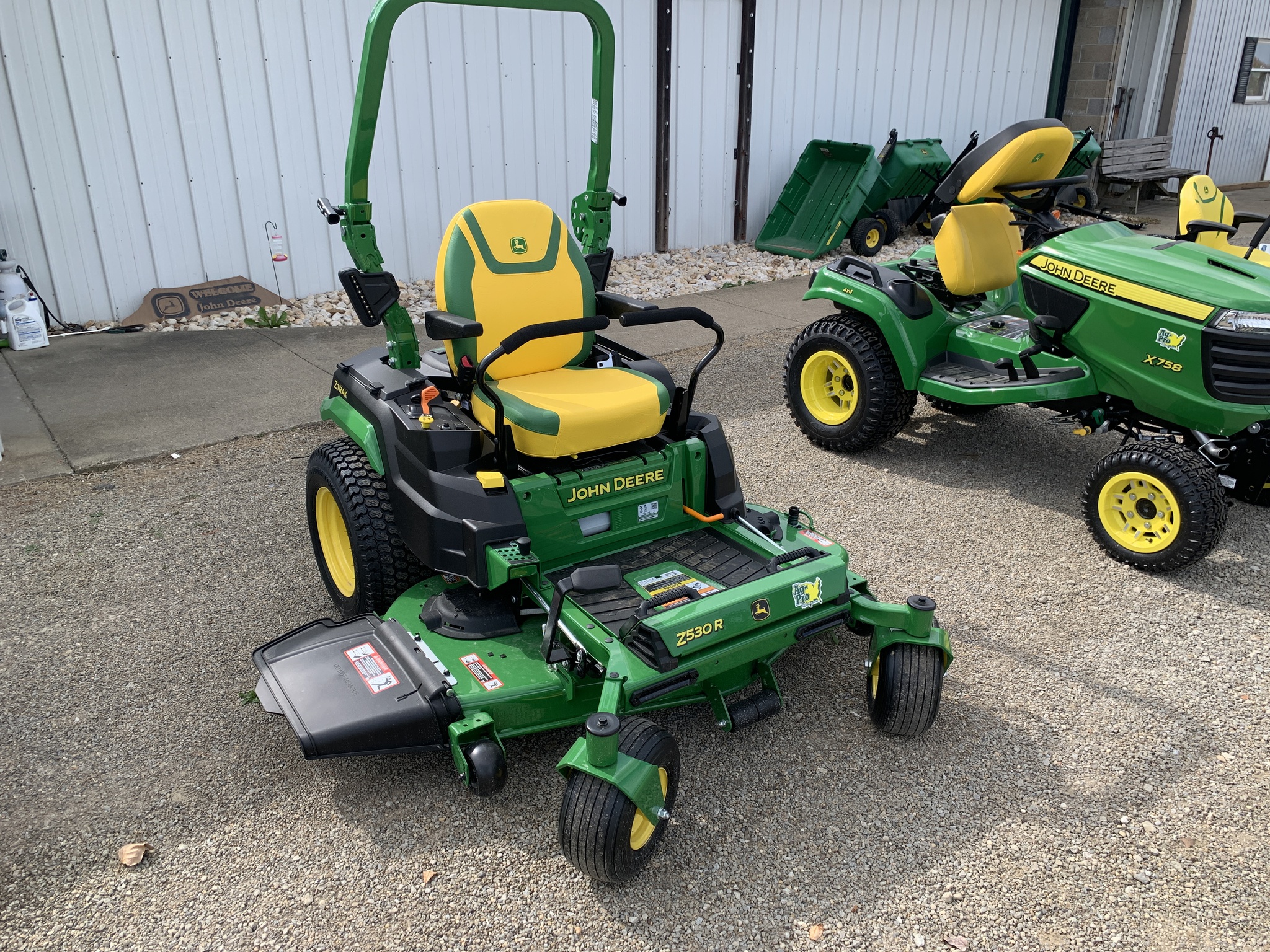 2025 John Deere Z530R Image 7