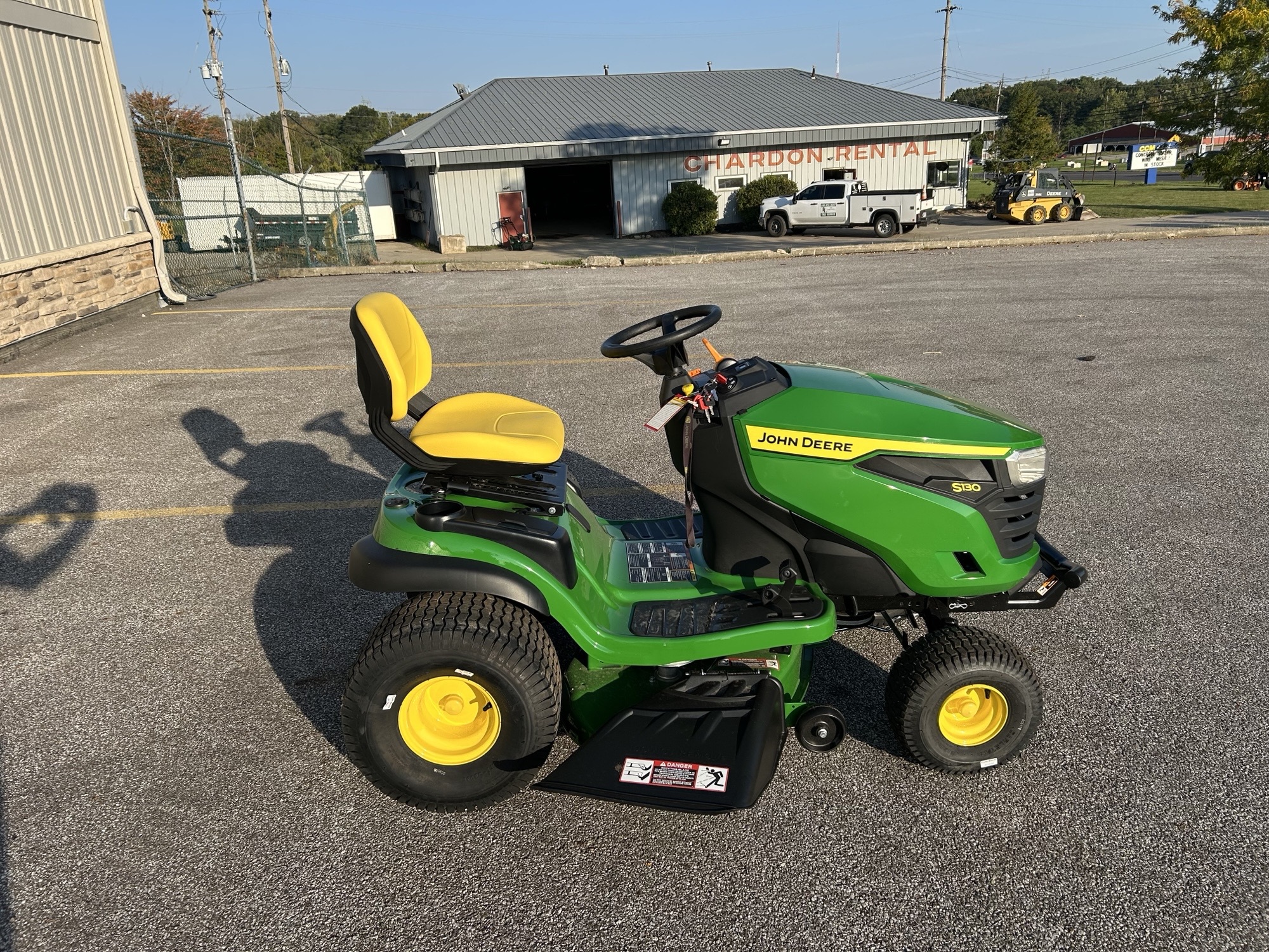 2025 John Deere S130 Image 7