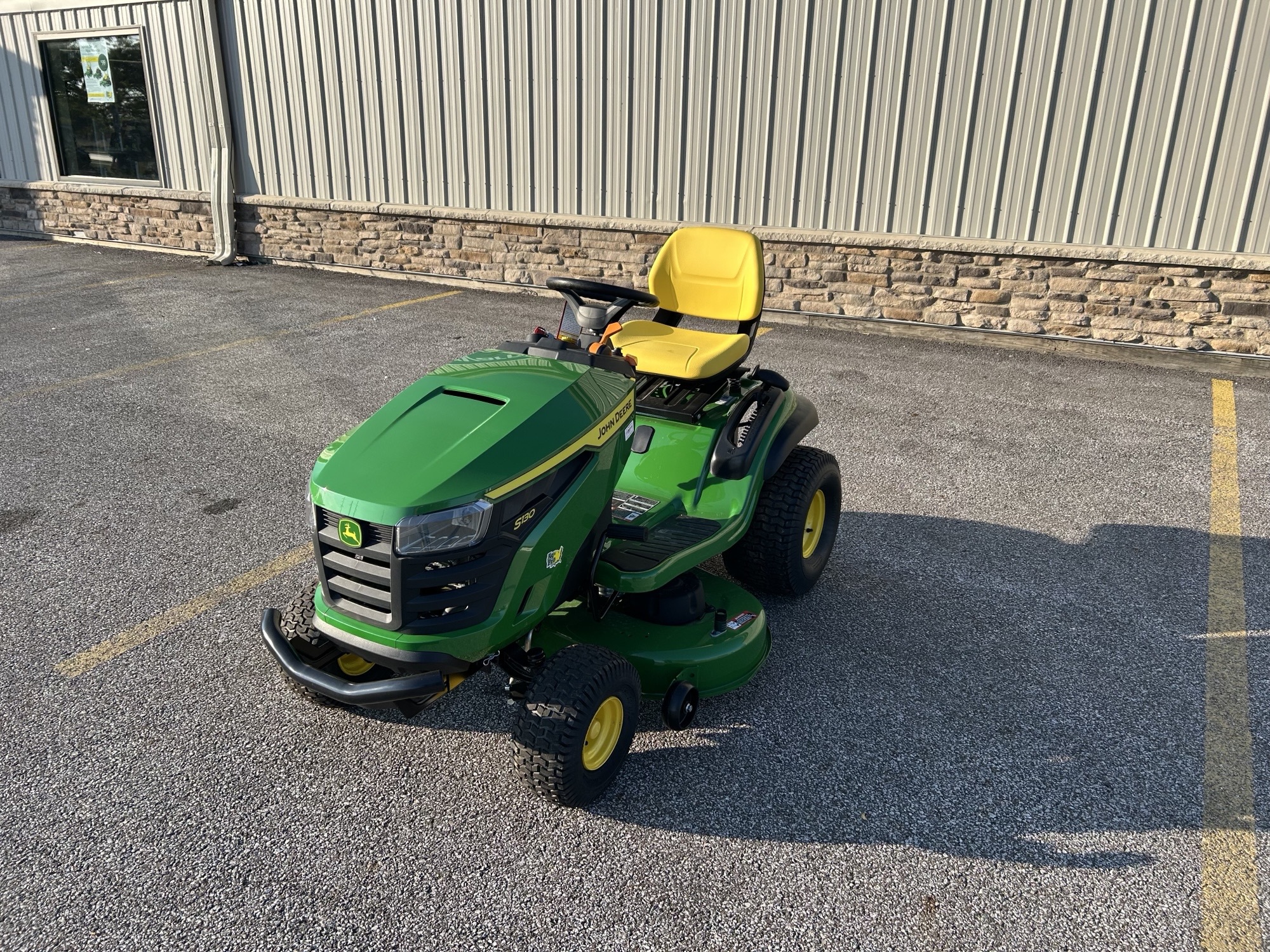 2025 John Deere S130 Image 1