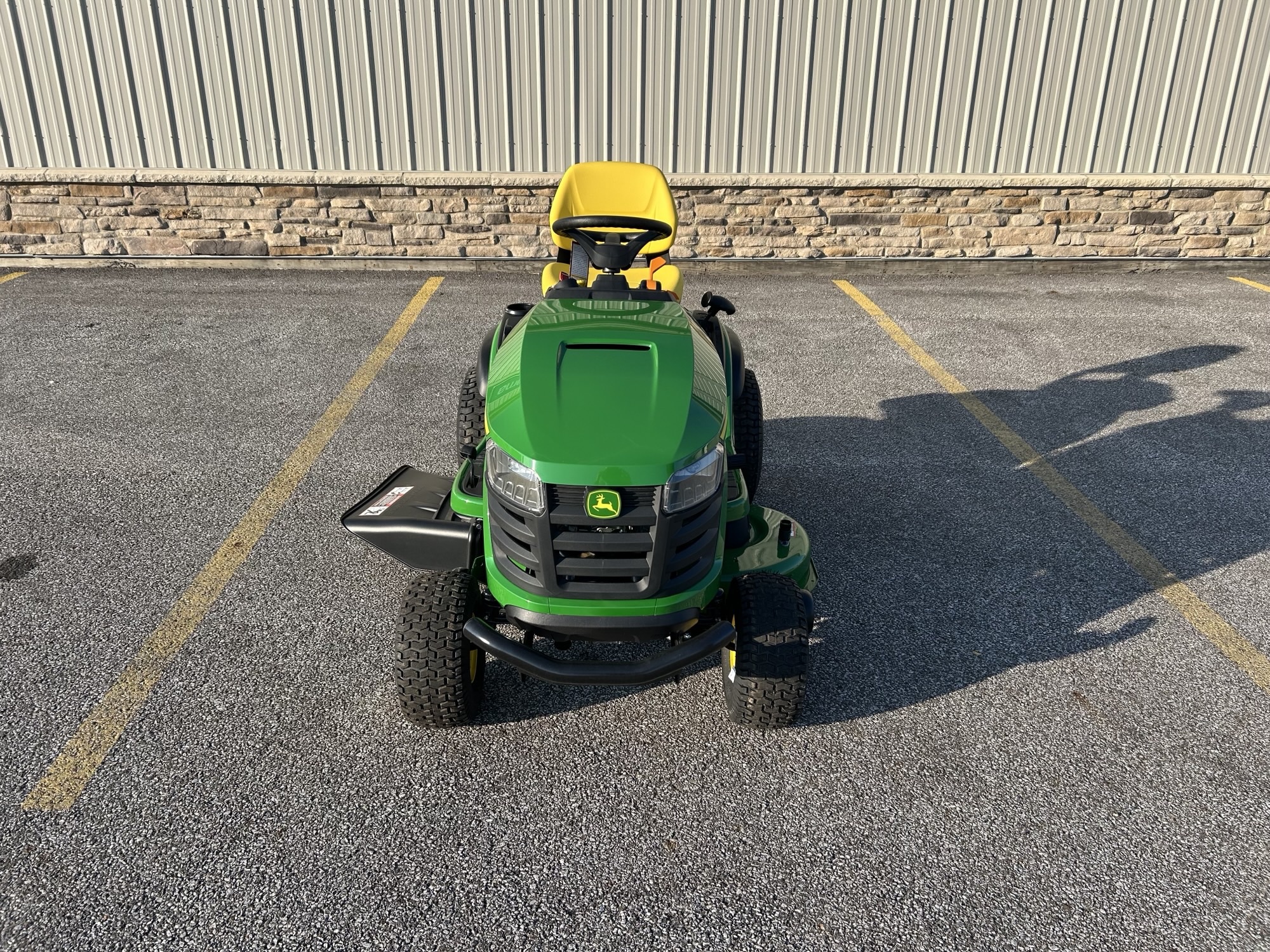 2025 John Deere S130 Image 2