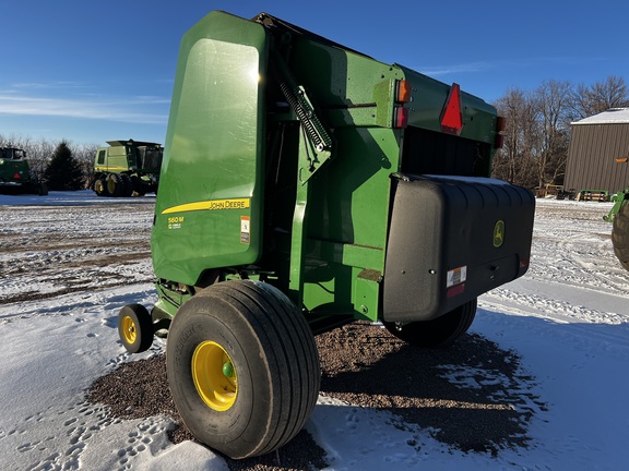2020 John Deere 560M - Photo4