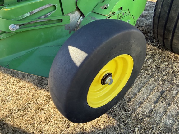 2020 John Deere 560M - Photo10