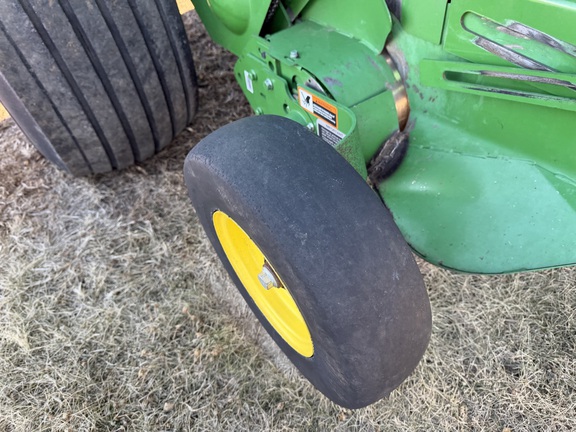 2020 John Deere 560M - Photo11