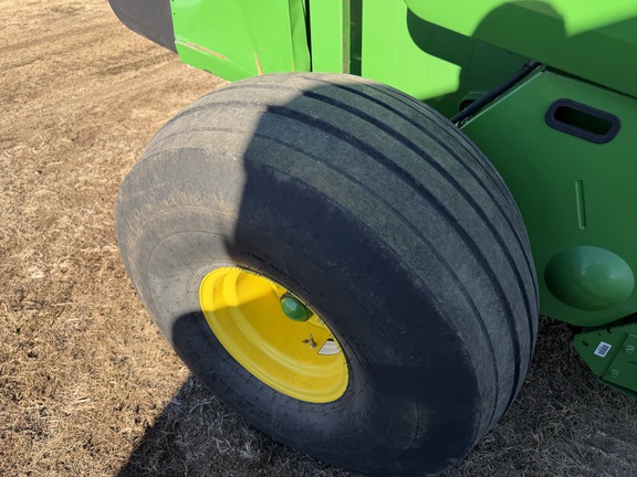 2020 John Deere 560M - Photo13