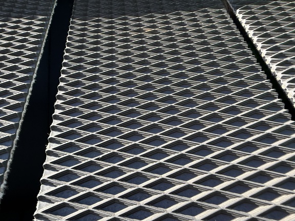 2020 John Deere 560M - Photo16