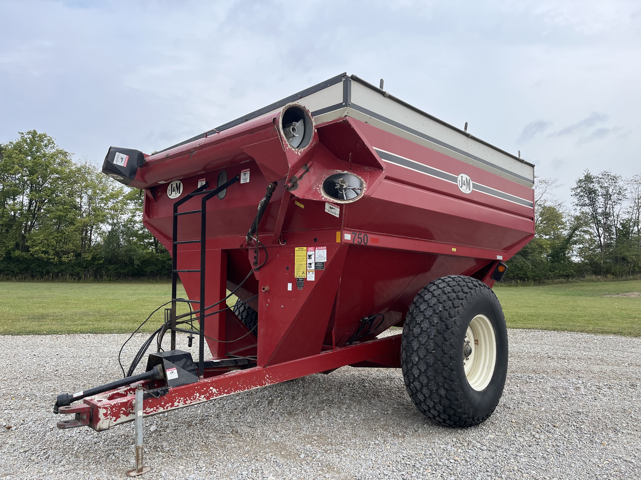 1999 J&M 750-14 Image 1