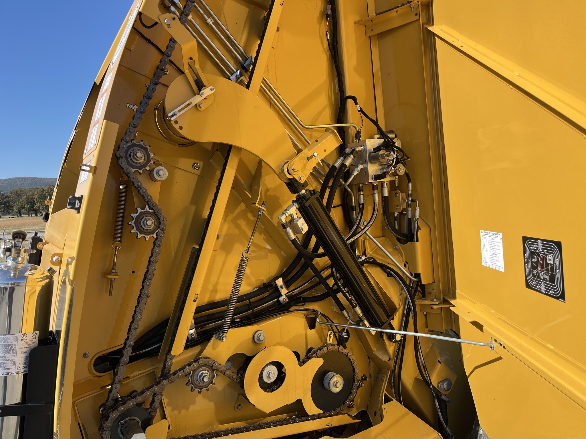 2020 Vermeer 604R Signature Image 6