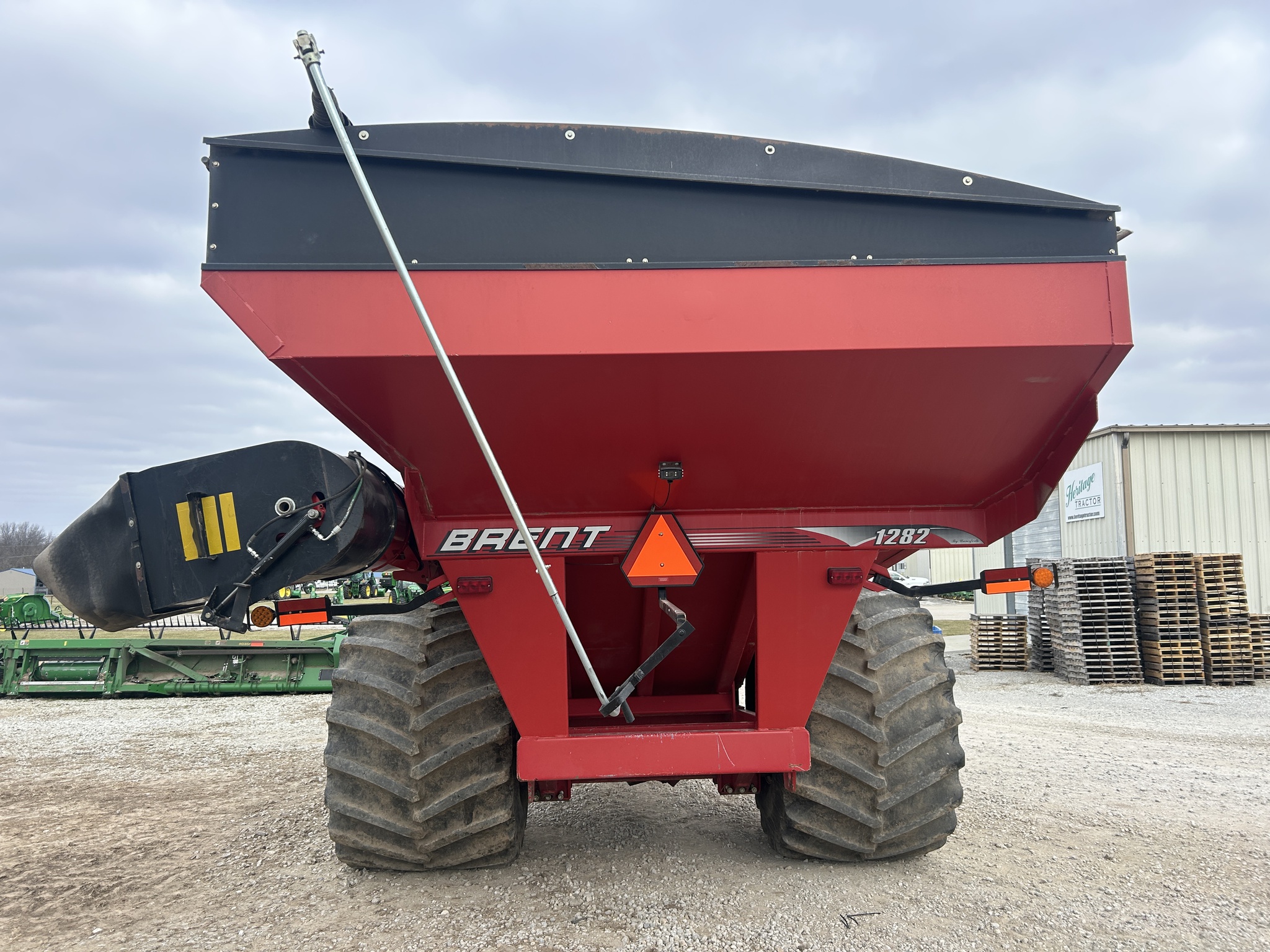  2012 Brent 1282 at Heritage Tractor in Clinton, MO
