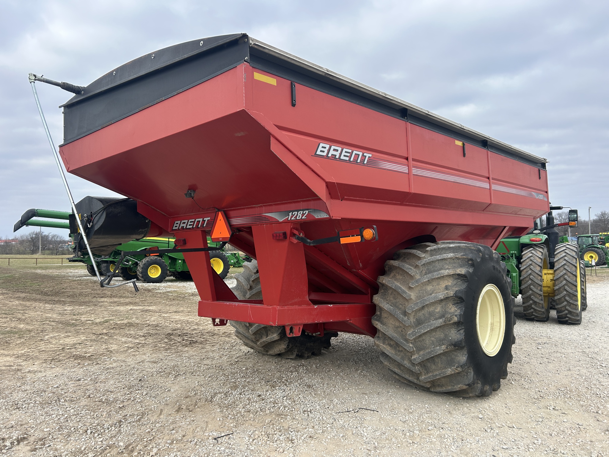  2012 Brent 1282 at Heritage Tractor in Clinton, MO