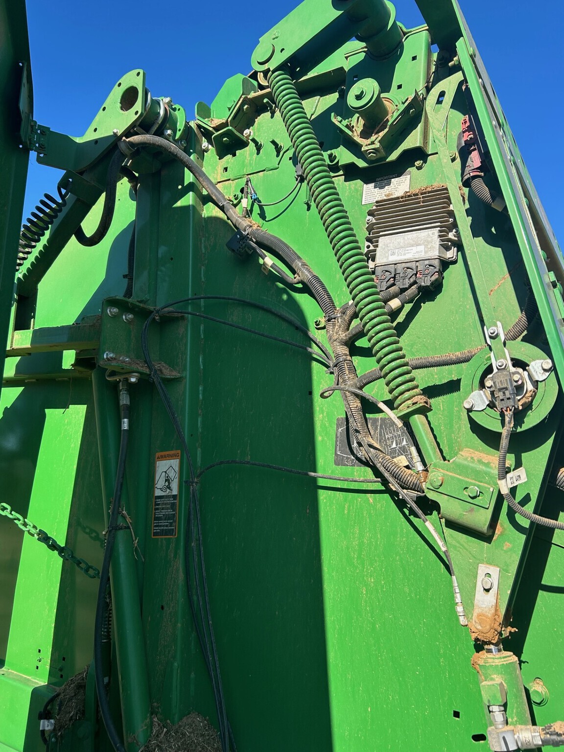 2024 John Deere 461M Image 8