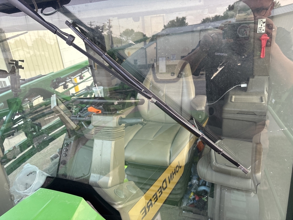 Used 2022 John Deere 410R Self Propelled Sprayers at Koenig Equipment in Anna, OH - Photo9