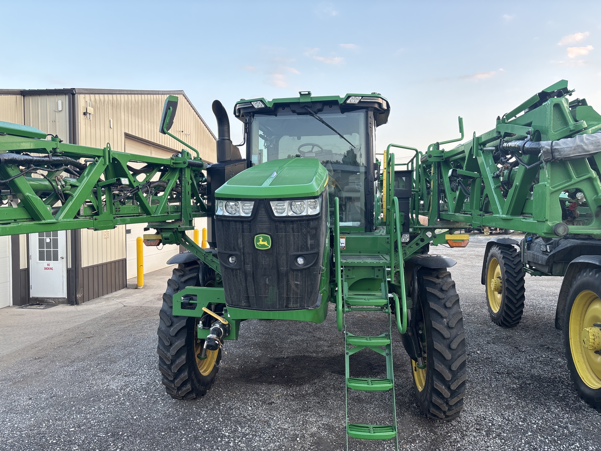 Used 2022 John Deere 410R Self Propelled Sprayers at Koenig Equipment in Anna, OH - PhotoXL4
