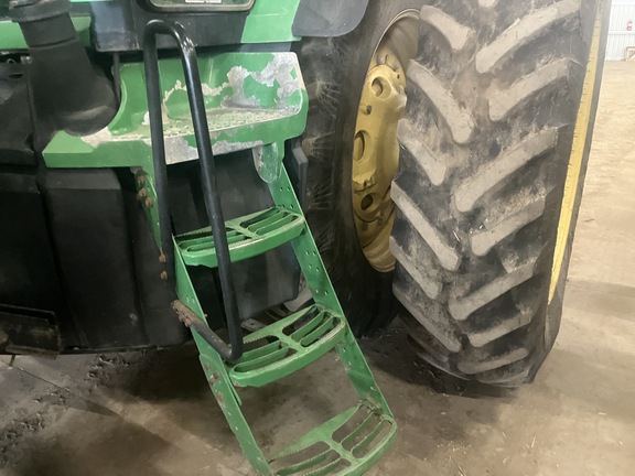 Photo of 2010 John Deere 8270R