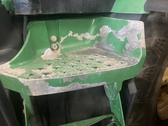 Photo of 2010 John Deere 8270R