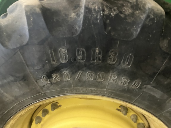 Photo of 2010 John Deere 8270R