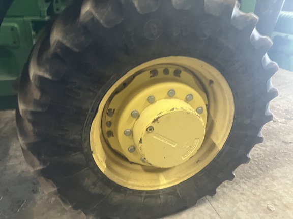 Photo of 2010 John Deere 8270R