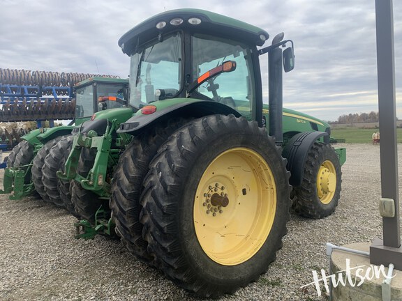 Photo of 2010 John Deere 8270R