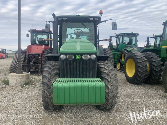 Photo of 2010 John Deere 8270R