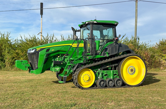 2021 John-Deere 8RT 310