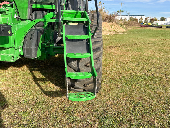 2021 John-Deere 8RT 310