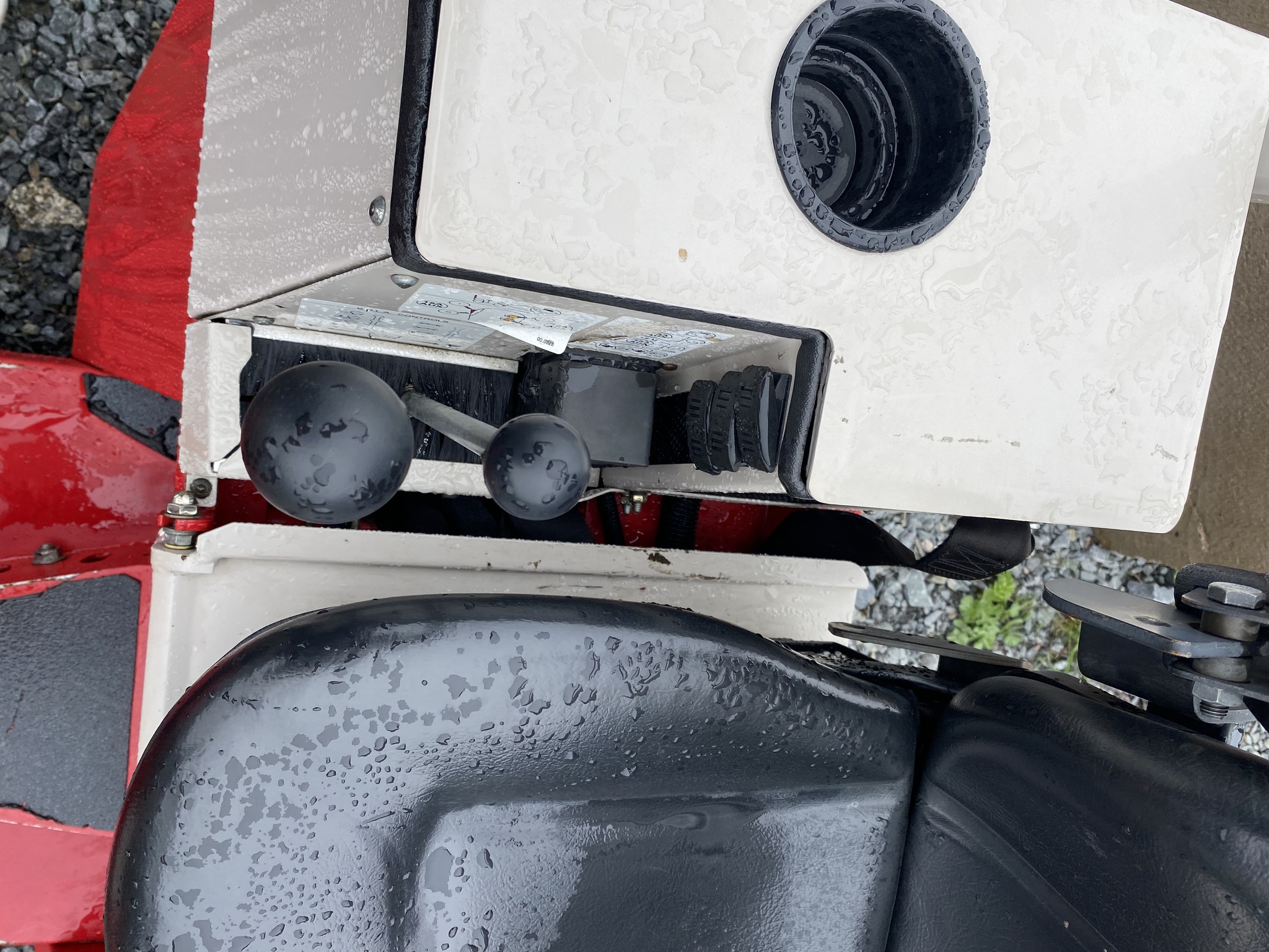 2014 Ventrac 4500Y Image 12