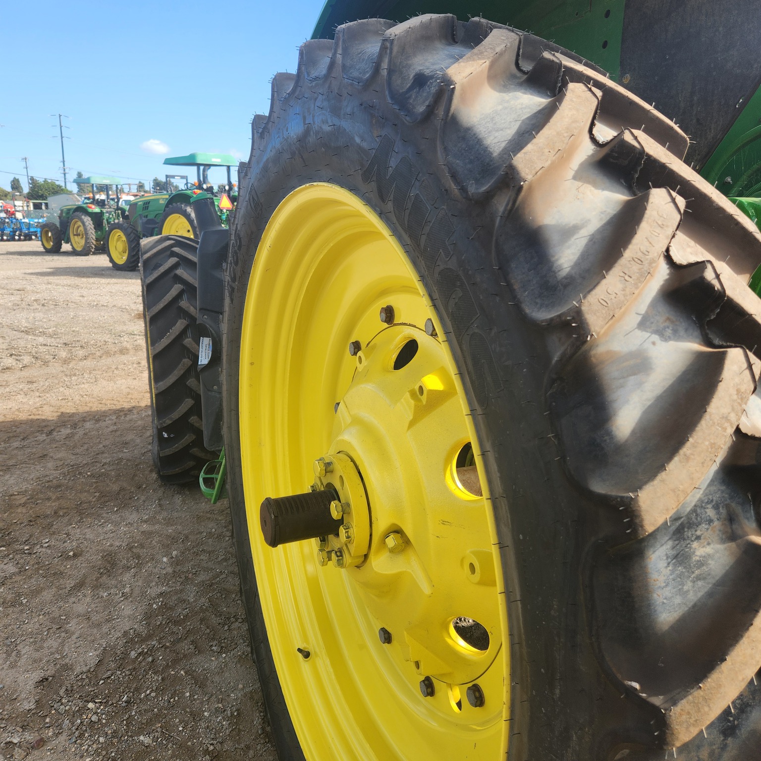 2016 John Deere 6155M Image 10