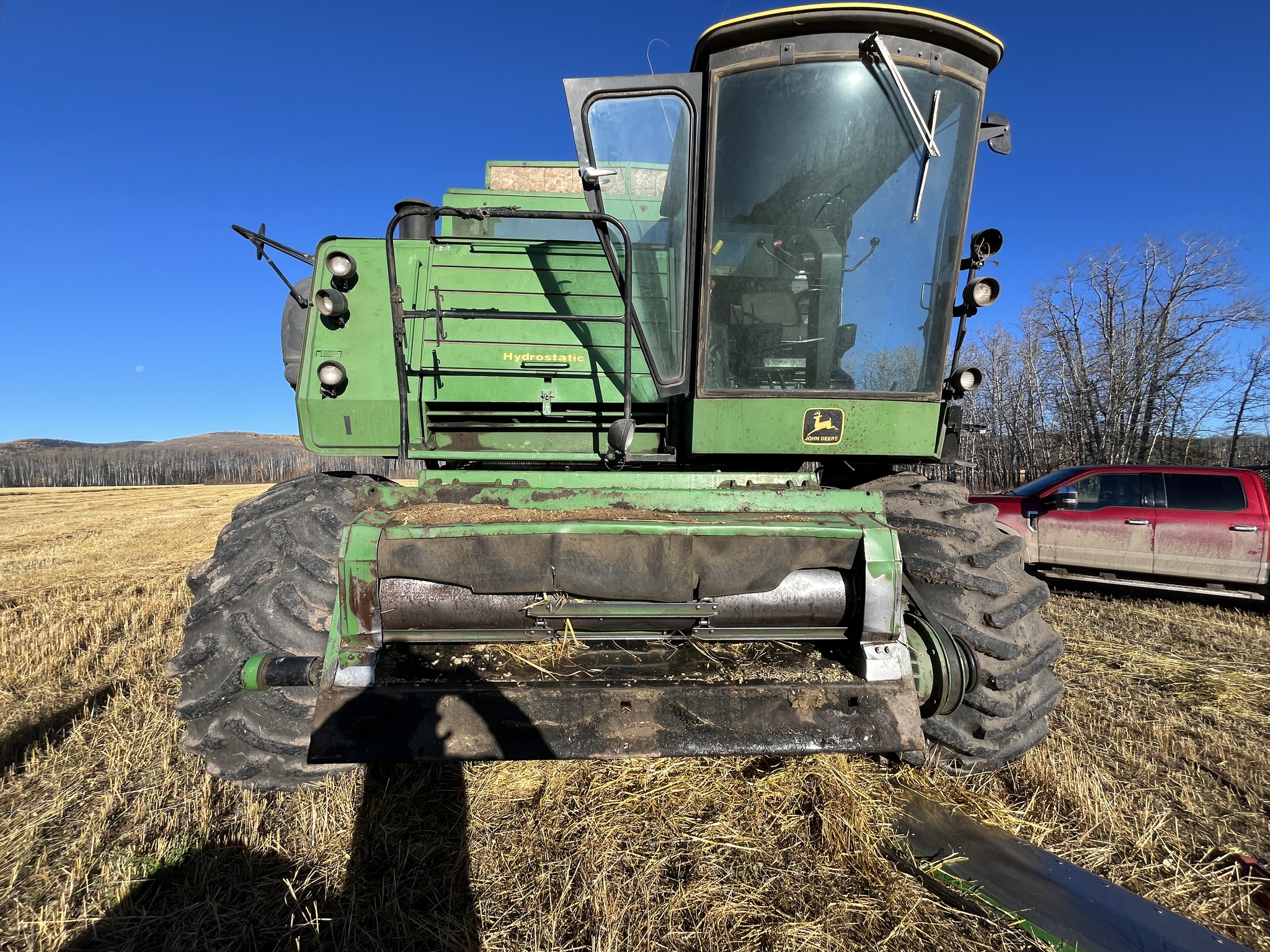 1981 John Deere 8820 Image 5