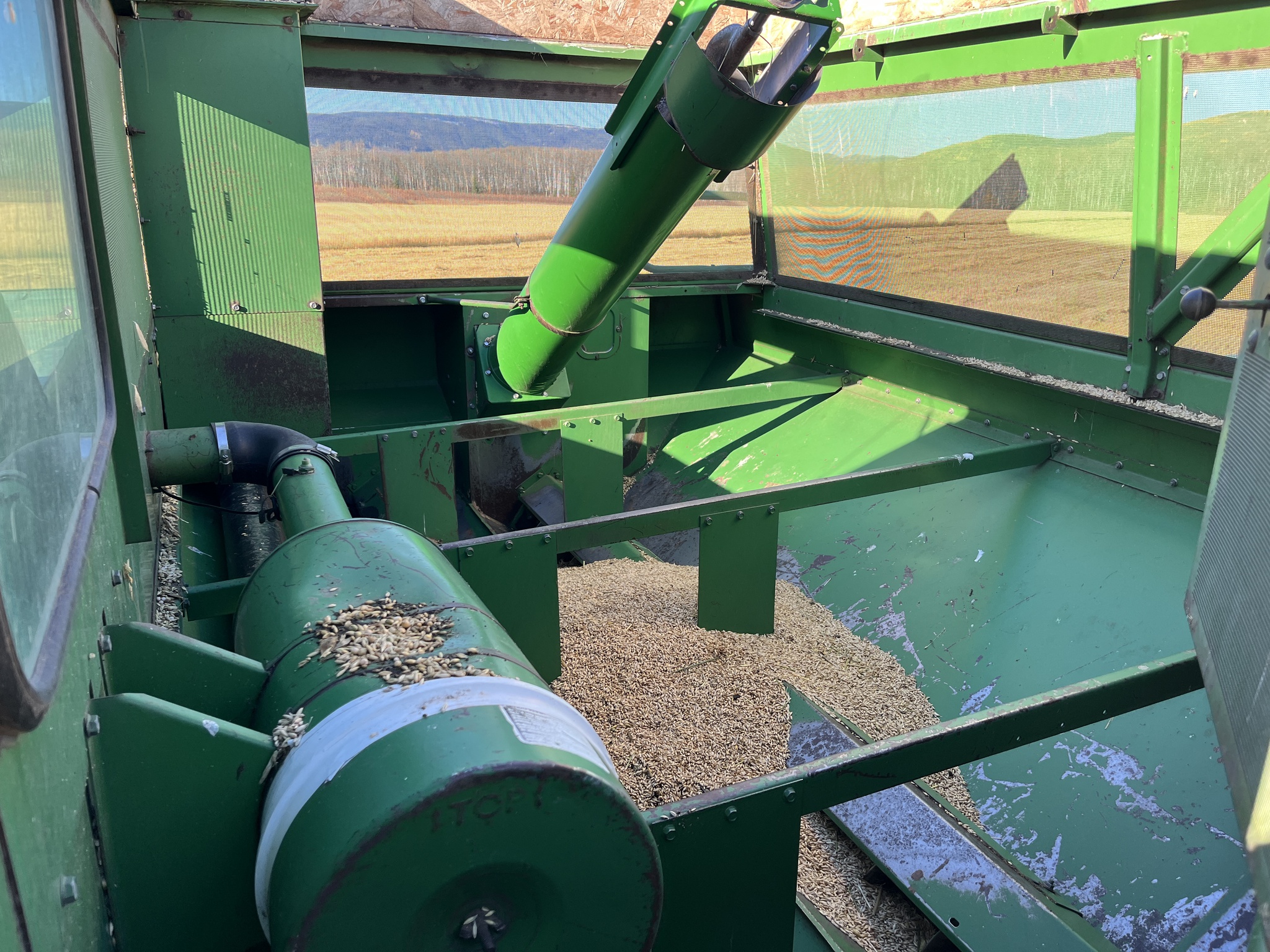 1981 John Deere 8820 Image 19