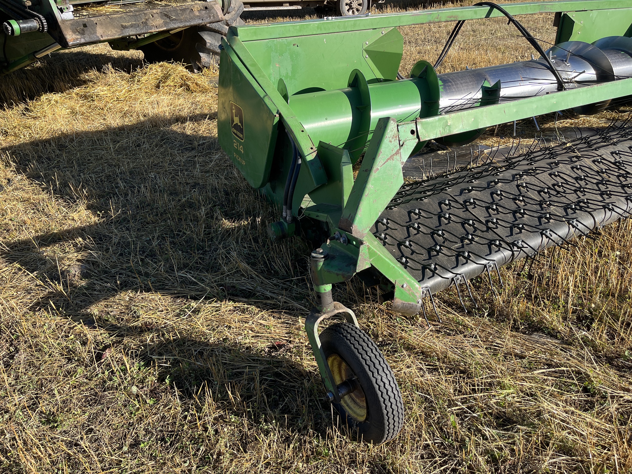 1981 John Deere 8820 Image 25