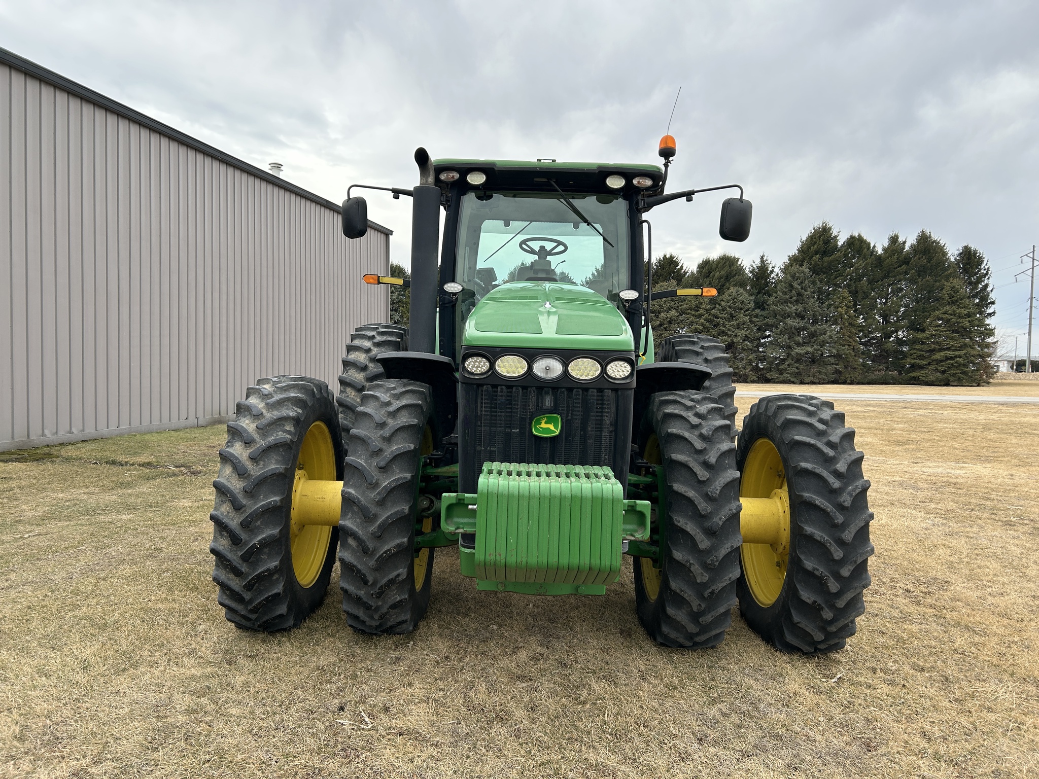  2010 John Deere 8320R at Heritage Tractor in Aledo, IL
