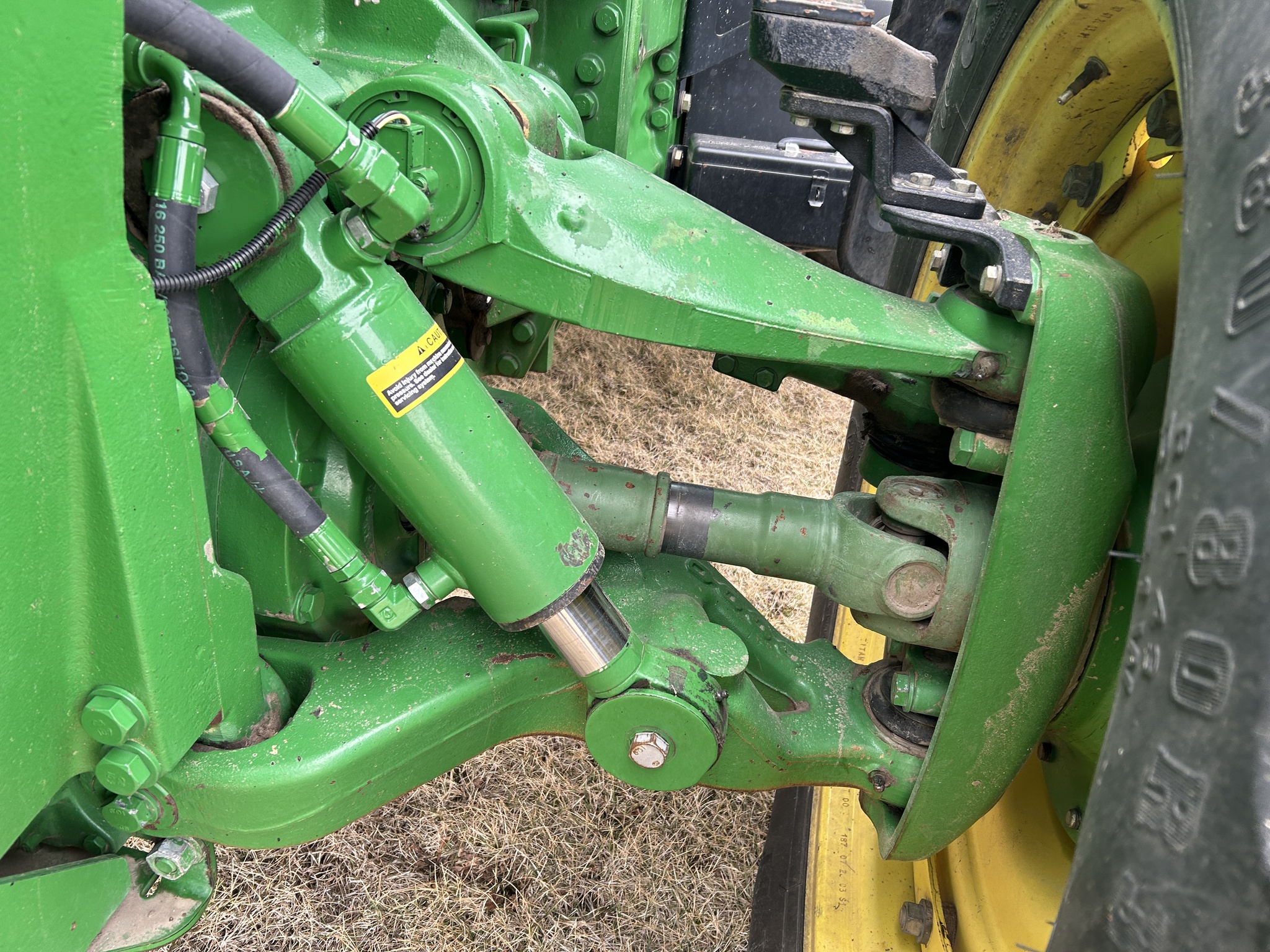 2010 John Deere 8320R at Heritage Tractor in Aledo, IL