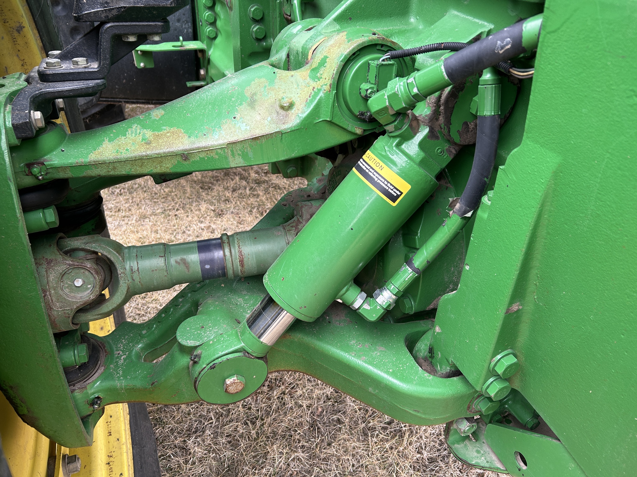  2010 John Deere 8320R at Heritage Tractor in Aledo, IL