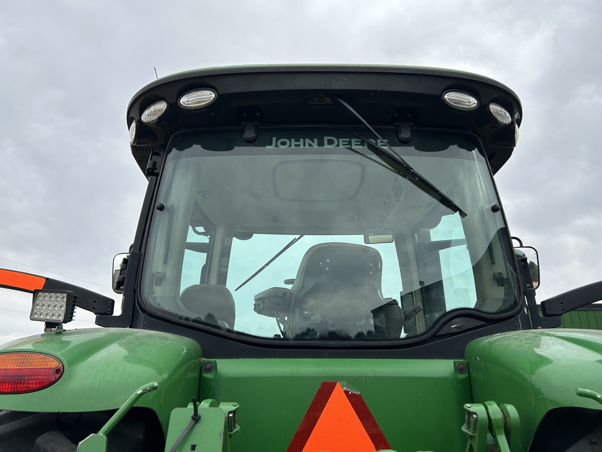  2010 John Deere 8320R at Heritage Tractor in Aledo, IL