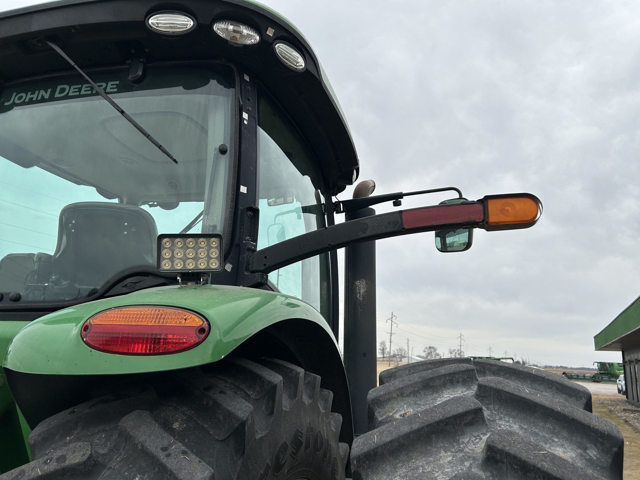  2010 John Deere 8320R at Heritage Tractor in Aledo, IL
